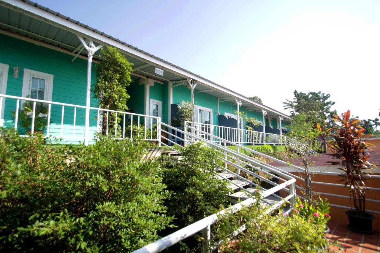 Pattaya Paradise Beach Resort Na Chom Thian Exterior photo